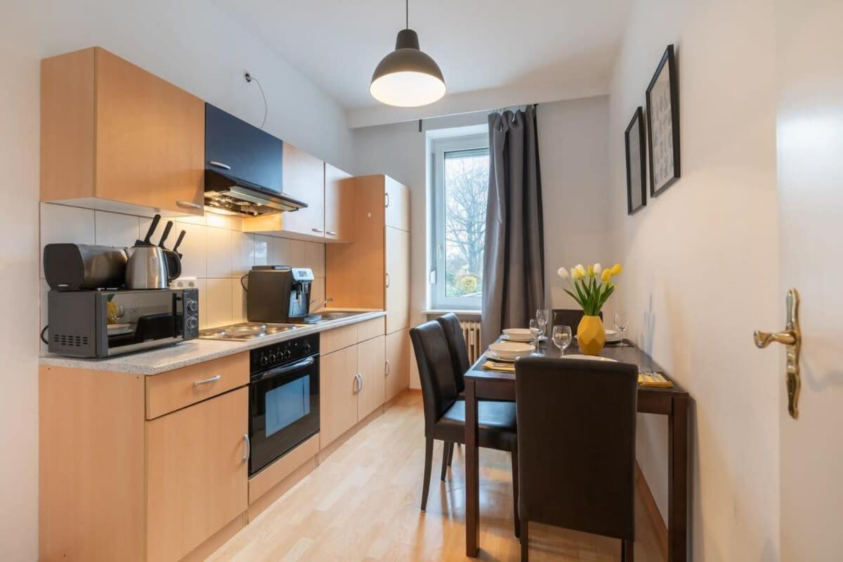 Beautiful 2 Bedroom Apartment Incl Parking Hamburg Exterior foto